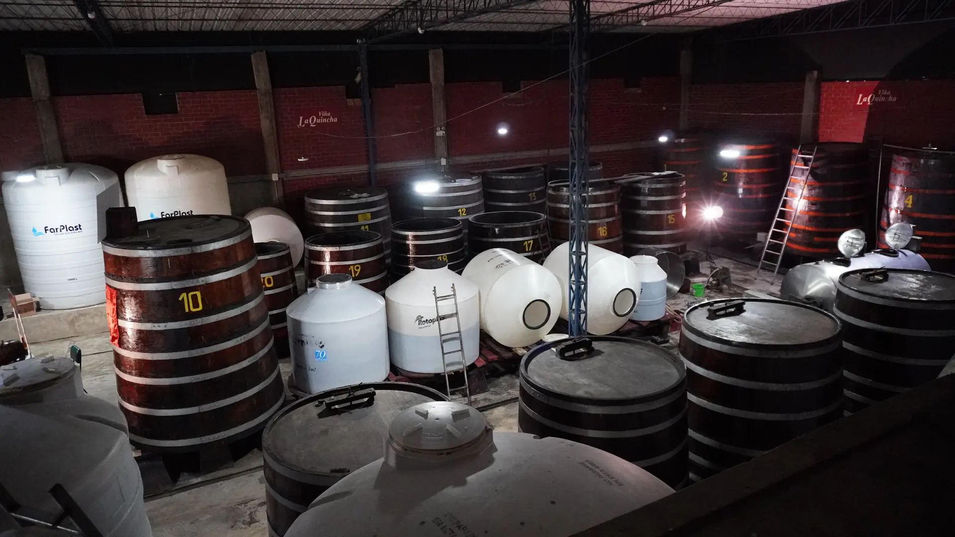 Sala de fermentación de Viña La Quincha