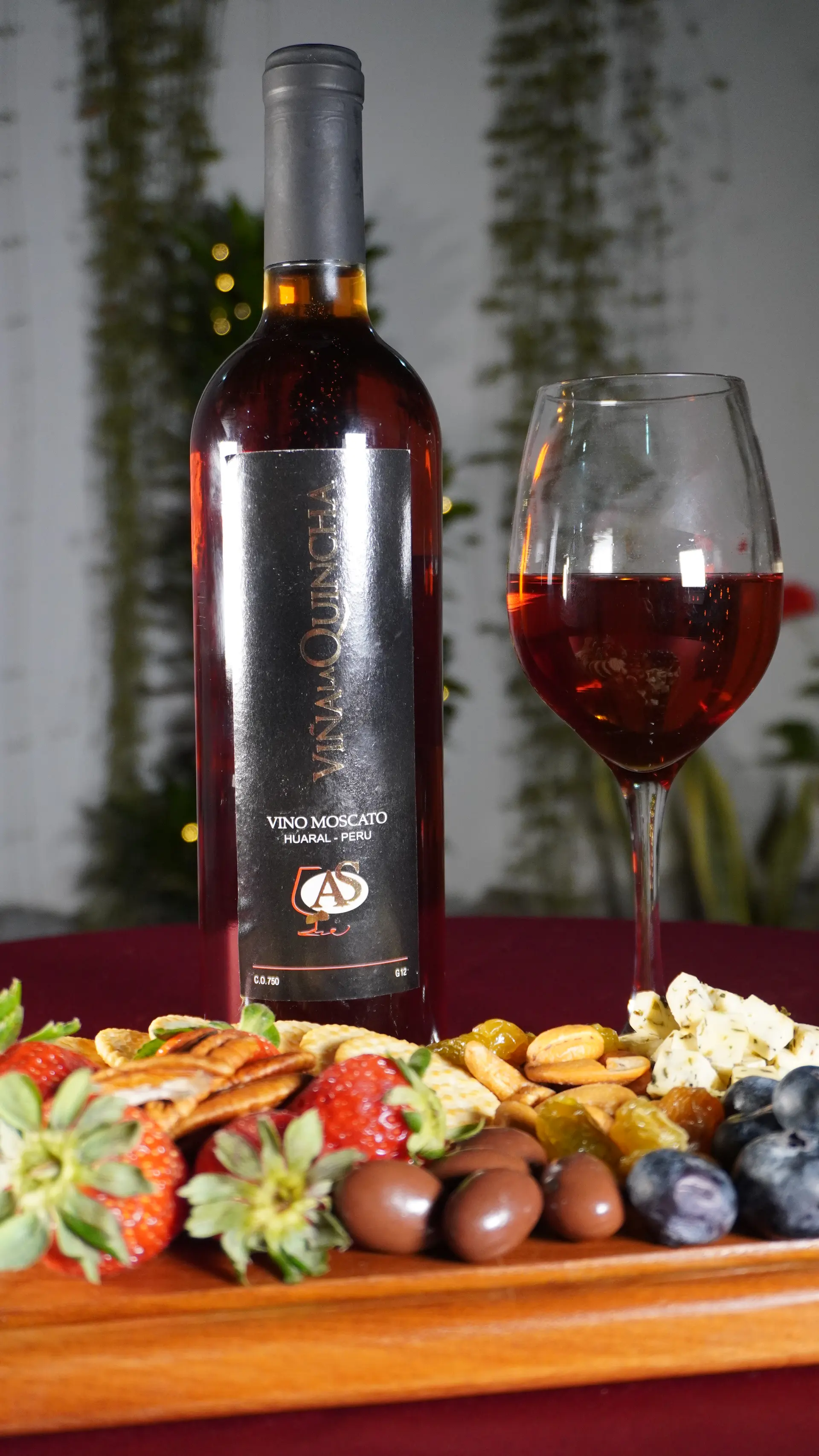 Moscato servido en mesa
